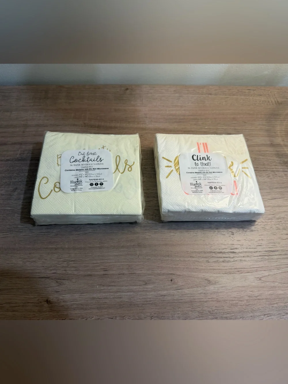 NIB Cocktails & Clink Decorative Cocktail Napkin Set - Gold and Pink